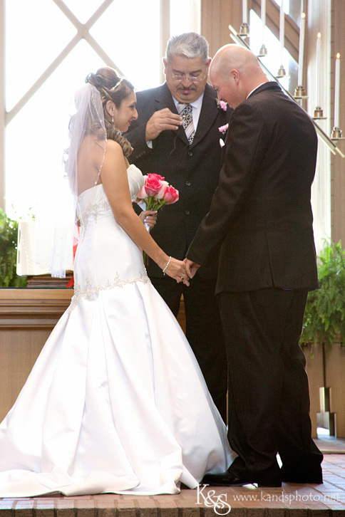 Dallas Wedding Photographers - K & S Photography Marty Leonard Chapel Wedding Photography